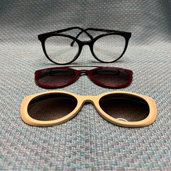 CHANEL Elegant and Interchangeable Sunglasses Trio - Picture 1 of 12